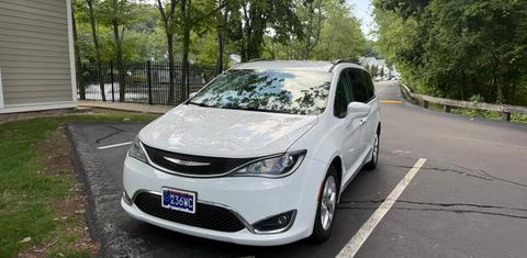 Chrysler Pacifica 2017