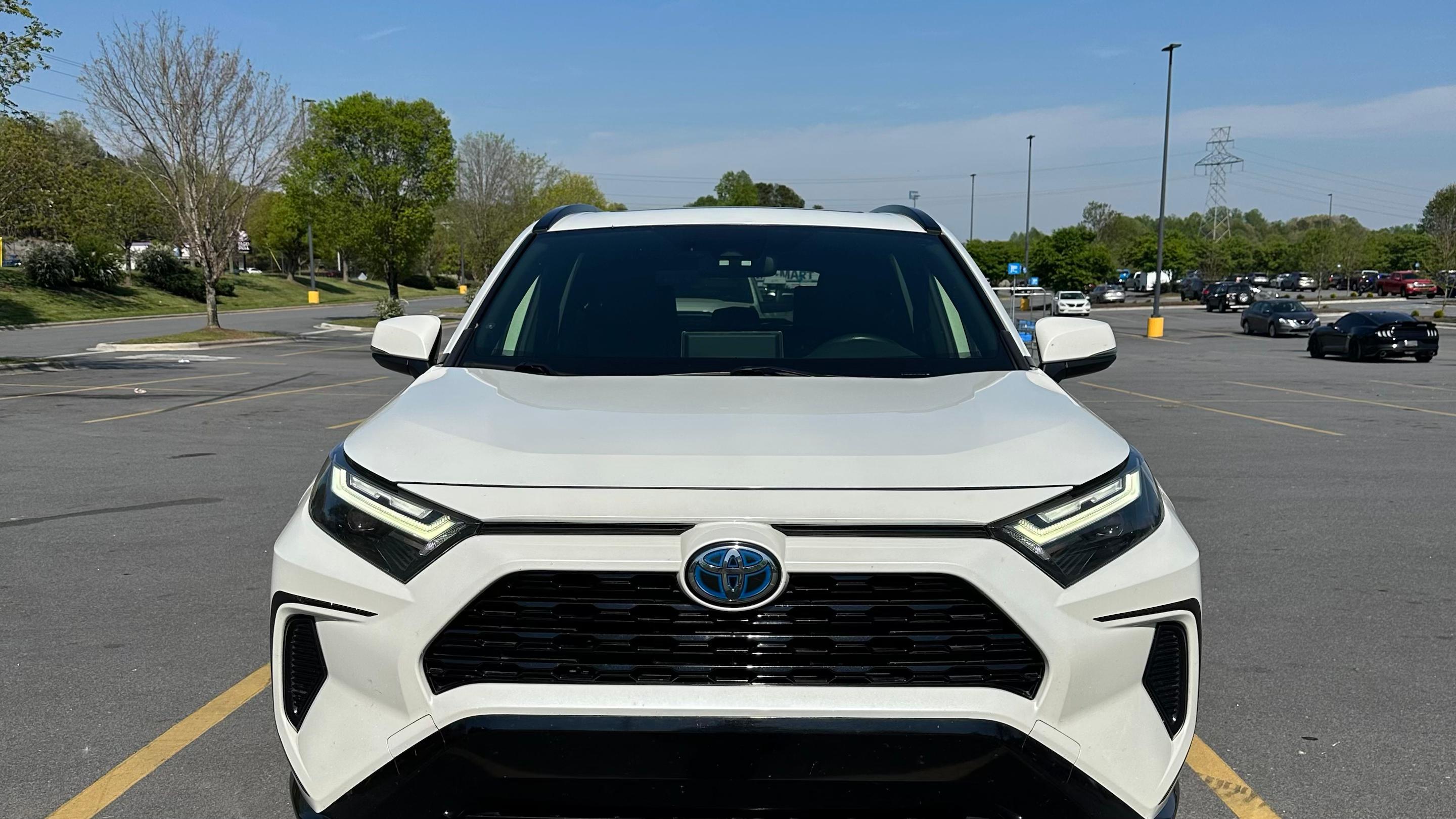 Toyota RAV4 Hybrid 2022 in Elkin, NC
