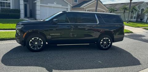 Chevrolet Suburban 2025