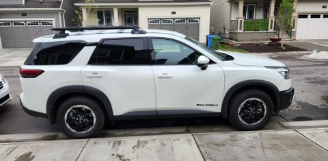 Nissan Pathfinder 2024