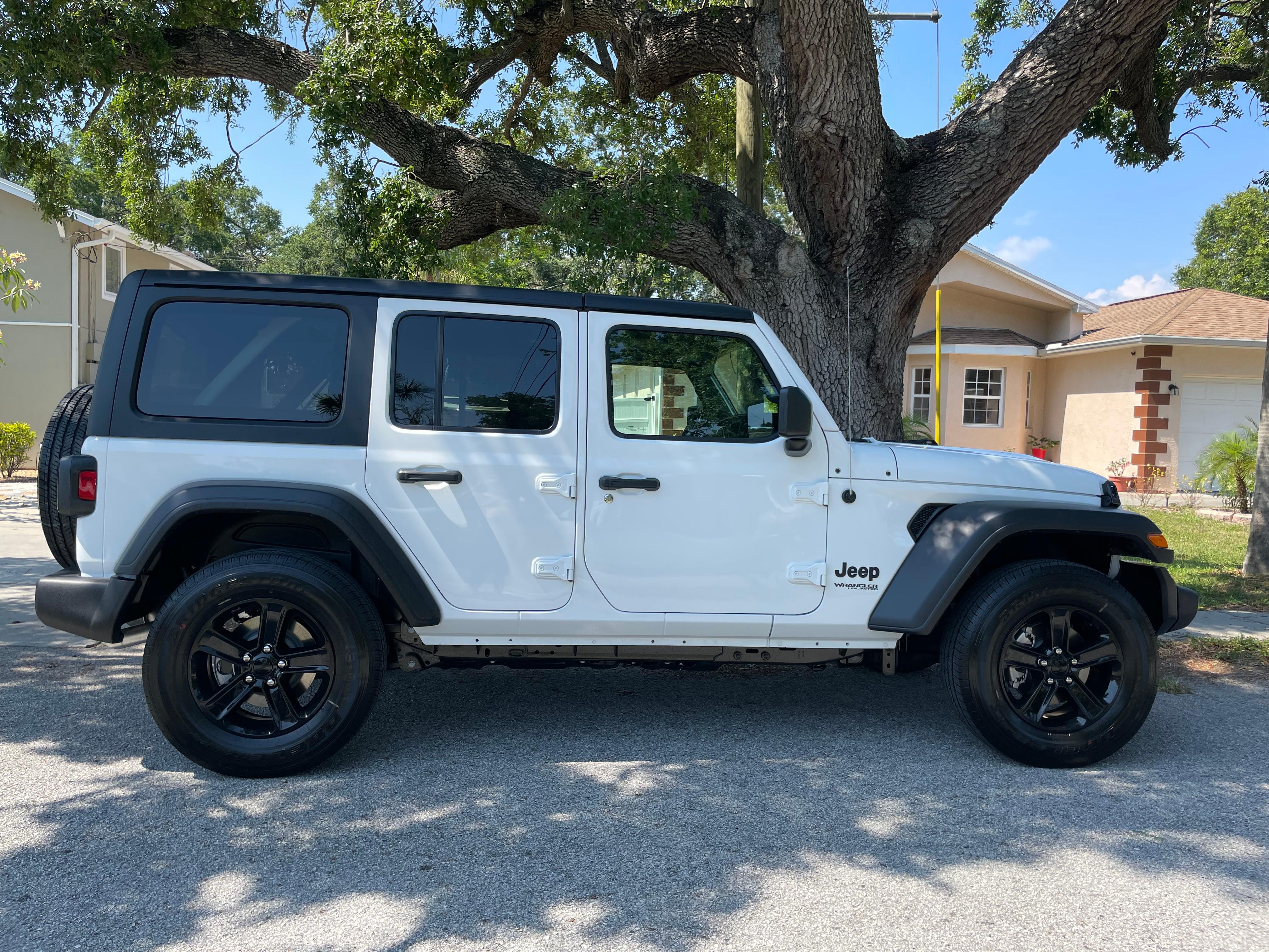 Jeep Wrangler Unlimited 2022 in 