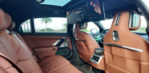BMW i7 2023