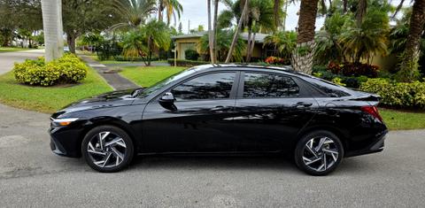Hyundai Elantra 2025