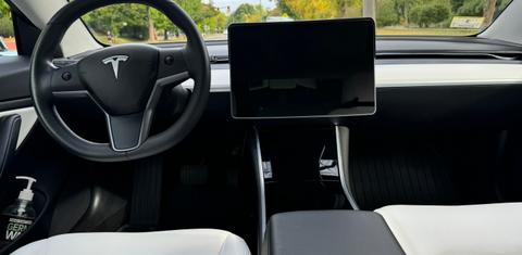 Tesla Model 3 2018