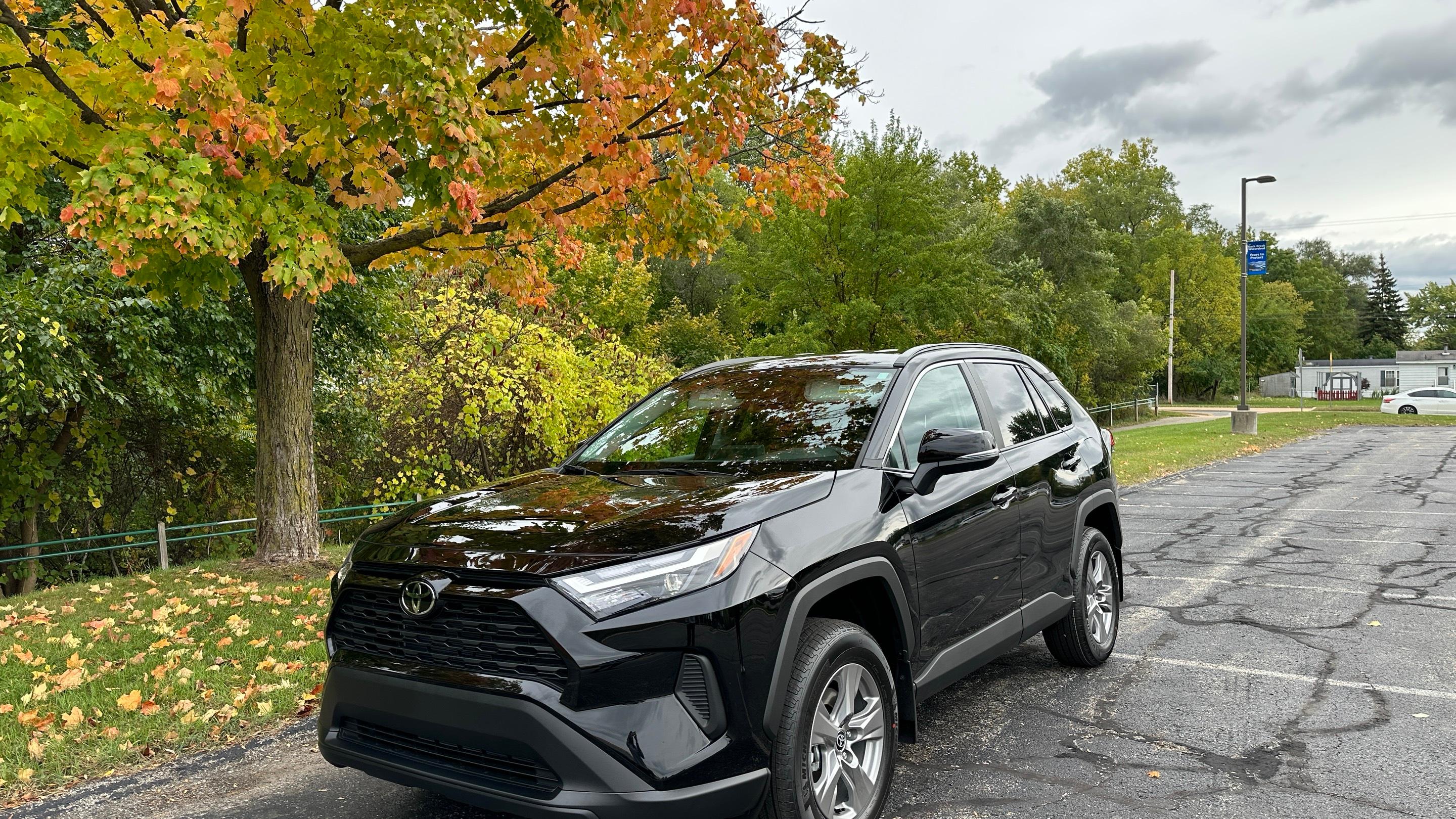 Toyota RAV4 2023 in Grand Rapids, MI