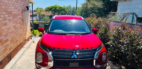 Mitsubishi OUTLANDER 2021