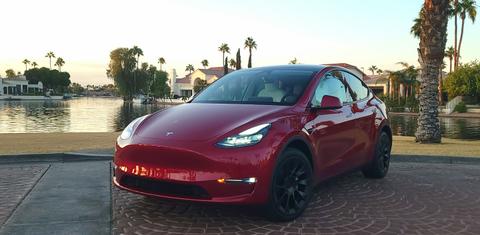 Tesla Model Y 2025