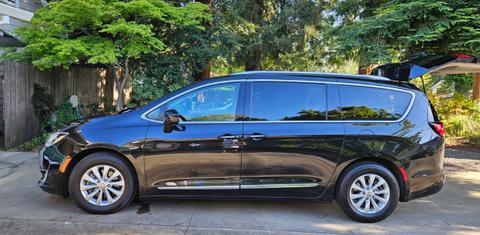 Chrysler Pacifica 2019