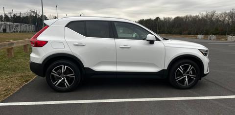 Volvo XC40 2024
