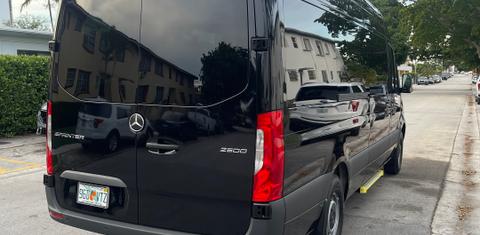 Mercedes-Benz Sprinter 2024