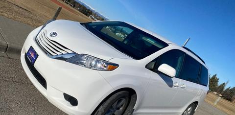 Toyota Sienna 2015