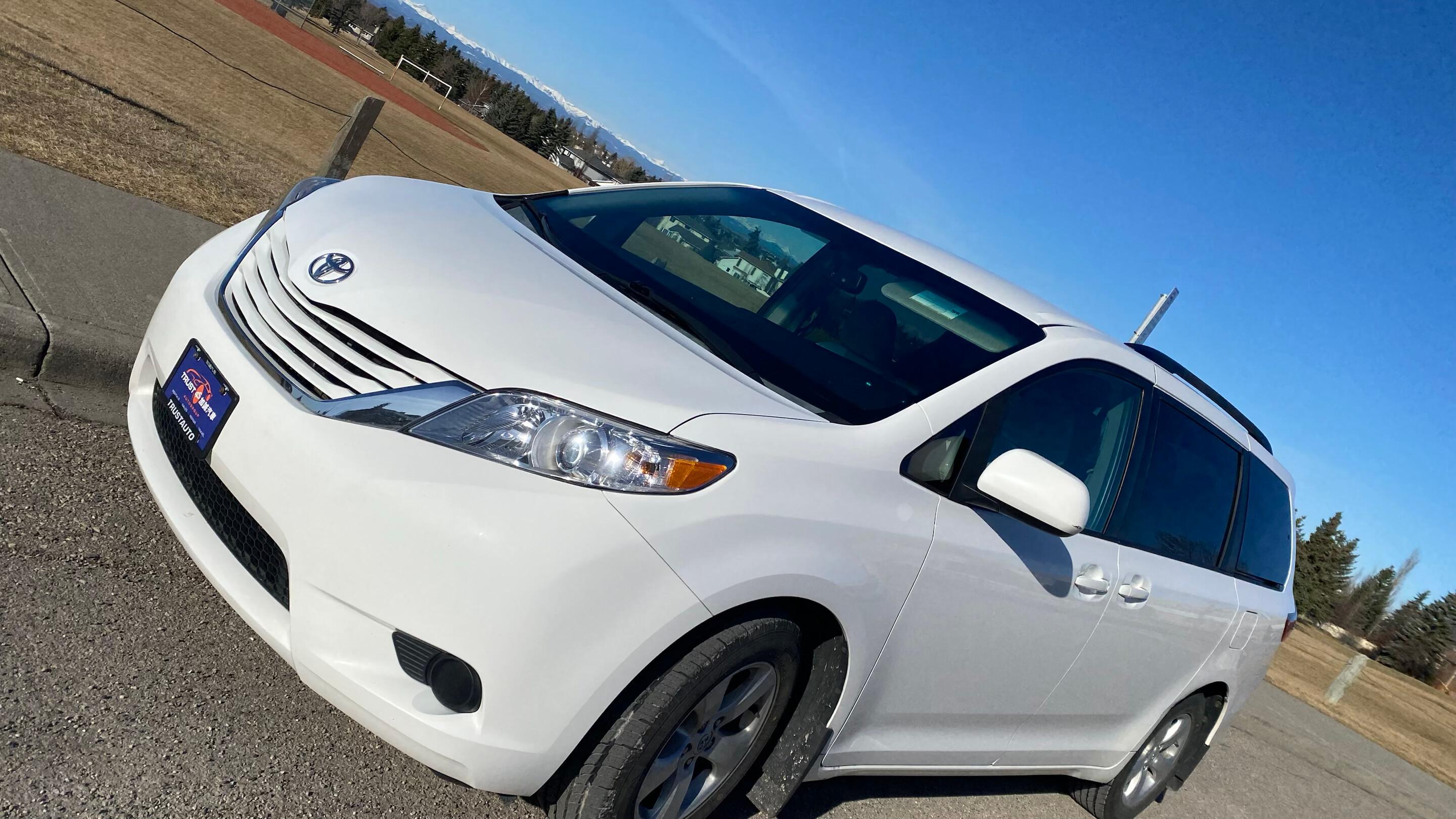 Toyota Sienna 2015 à 