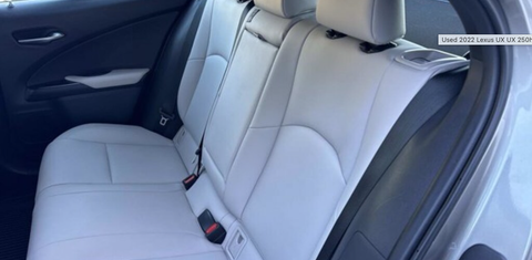 Lexus UX 2022