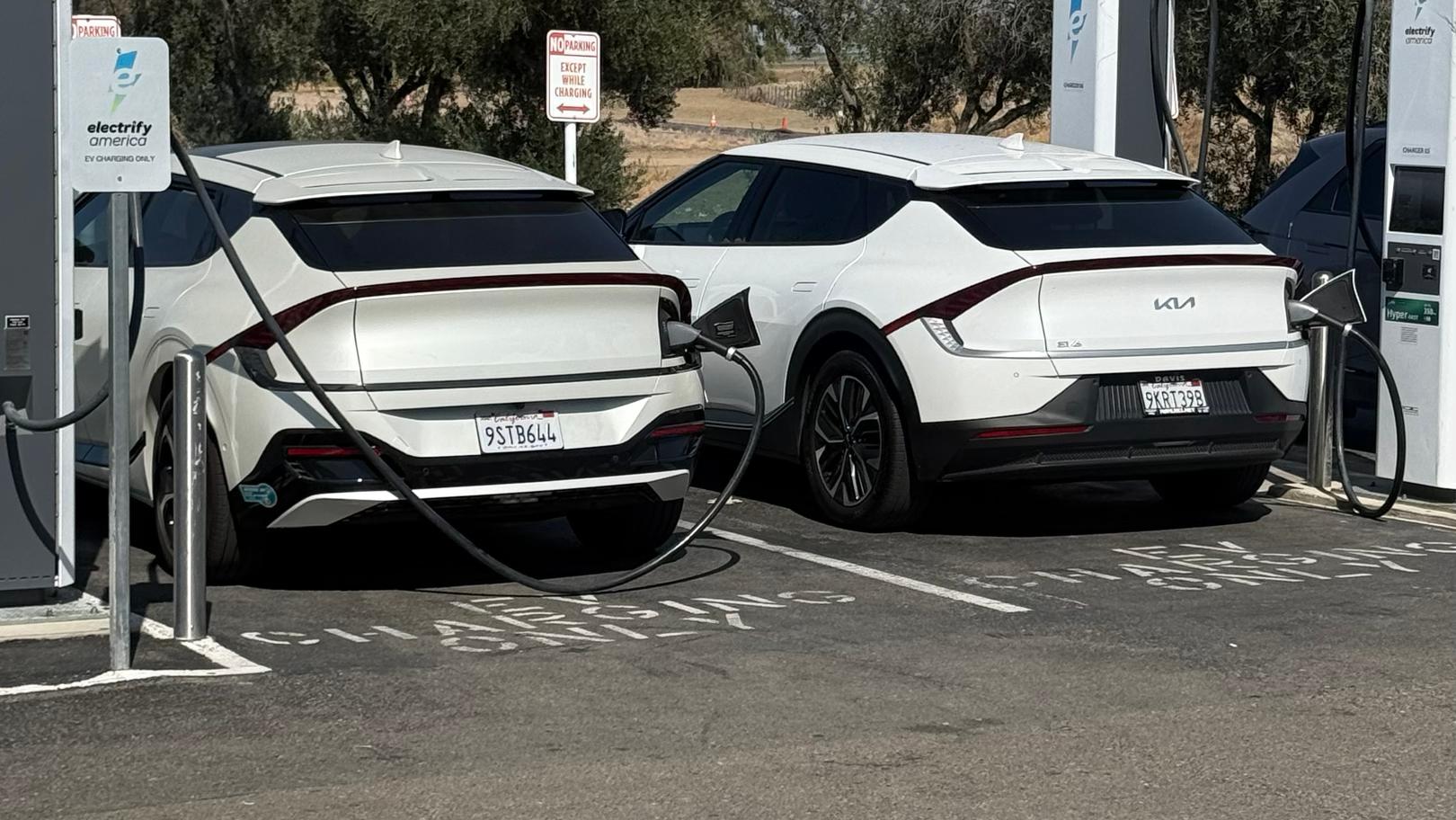 Kia EV6 2024 in Laguna Beach, CA