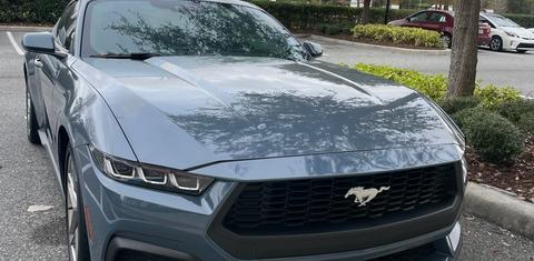 Ford Mustang 2024
