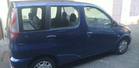 TOYOTA VERSO 2000