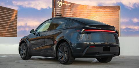 Tesla Model Y 2026