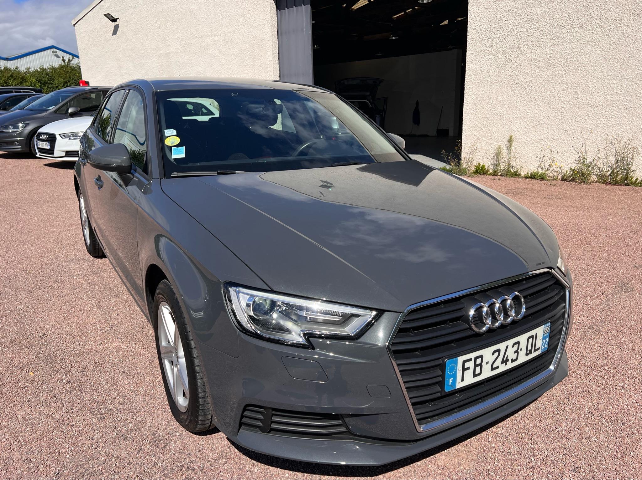 Audi A3 SPORTBACK 2018 à Puteaux
