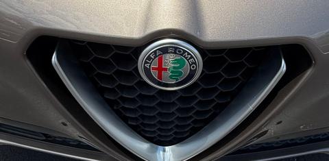 Alfa Romeo Stelvio 2019