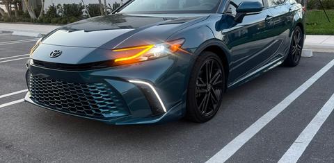 Toyota Camry Hybrid 2025