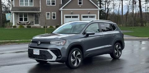 Volkswagen Taos 2025