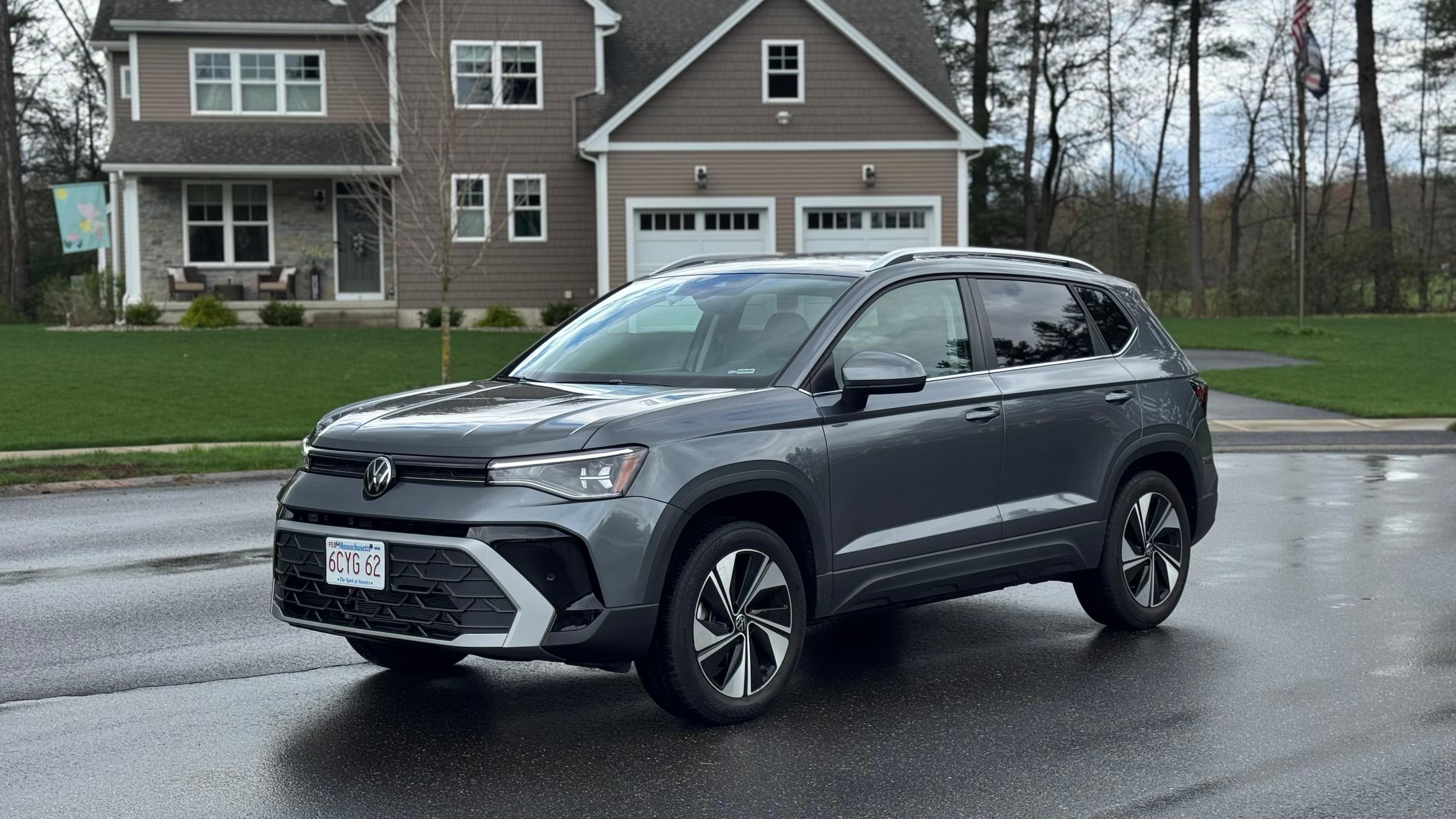 Volkswagen Taos 2025 in Springfield, MA