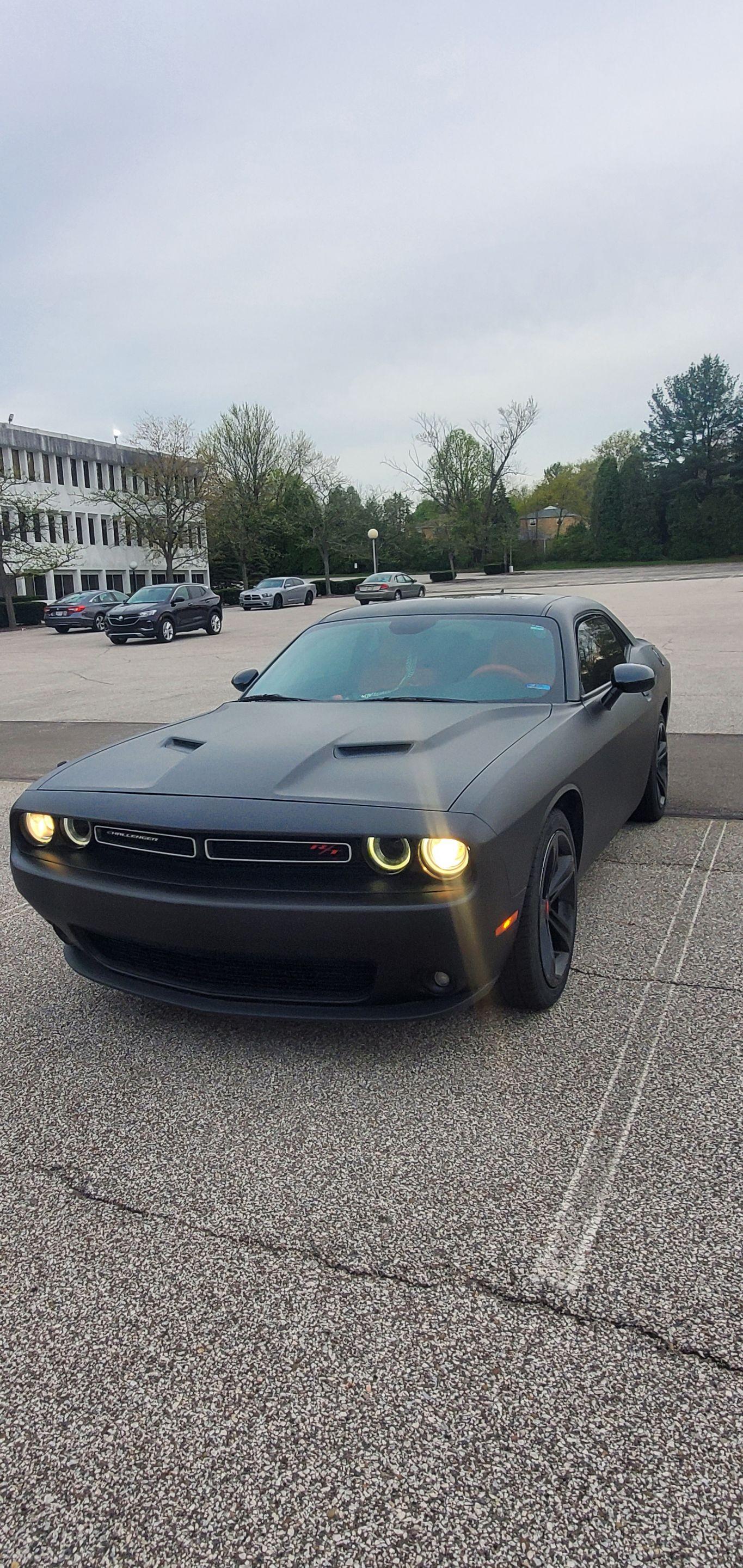 Dodge Challenger 2017 in Akron, OH