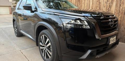 Nissan Pathfinder 2025