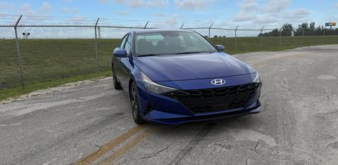 Hyundai Elantra 2023
