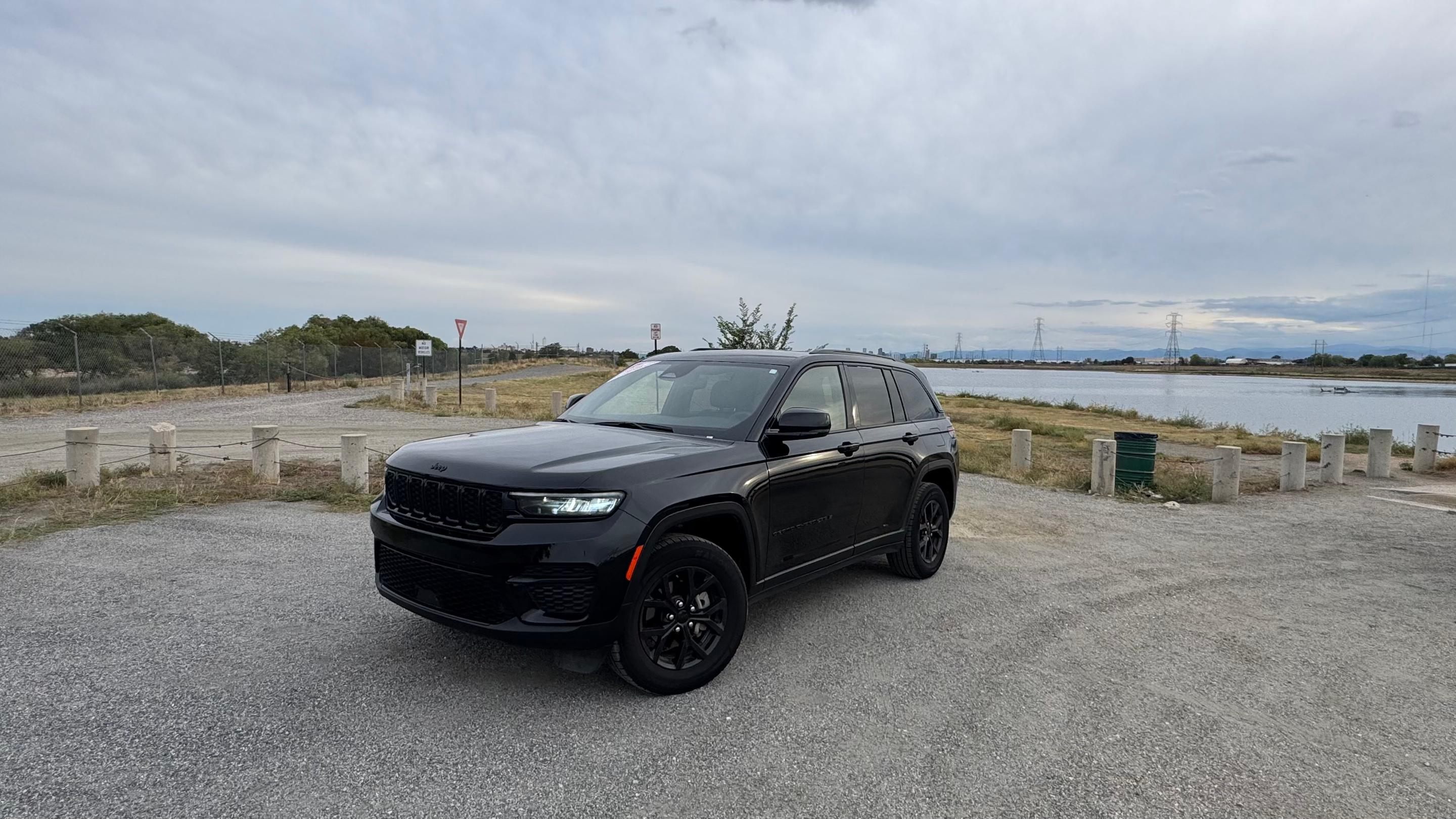 Jeep Grand Cherokee 2024 in Denver, CO