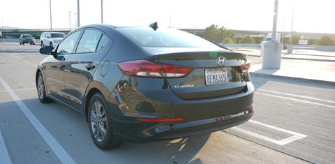 Hyundai Elantra 2018