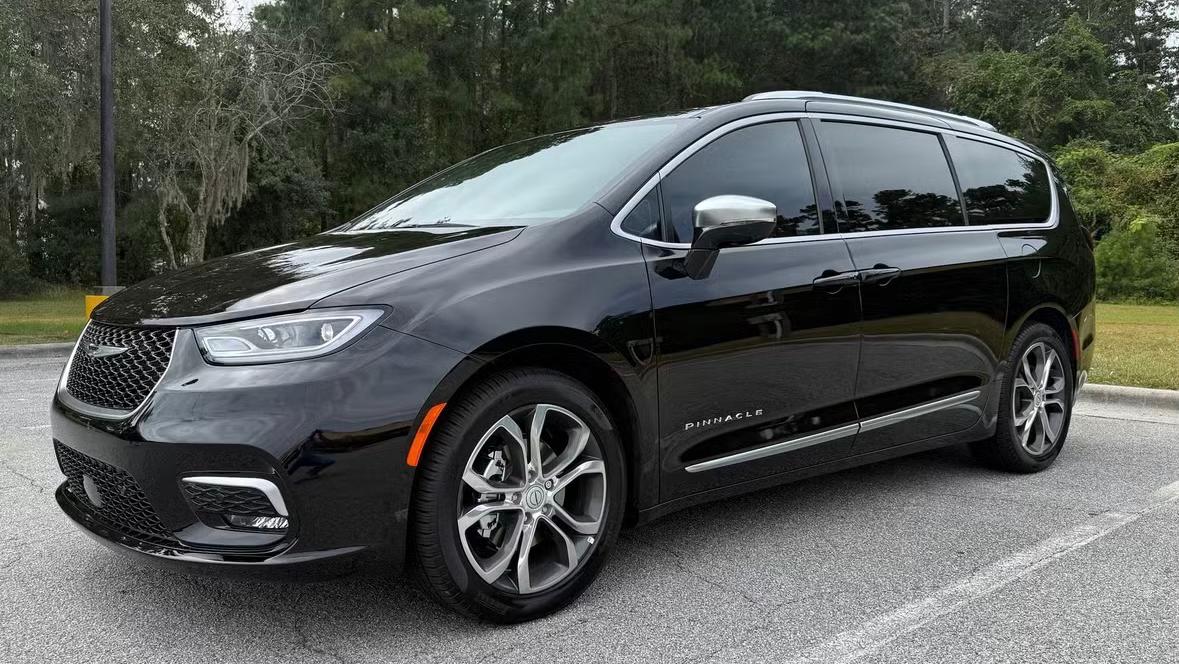 Chrysler Pacifica 2026 in Atlanta, GA