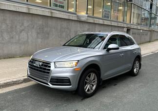 Audi Q5 car