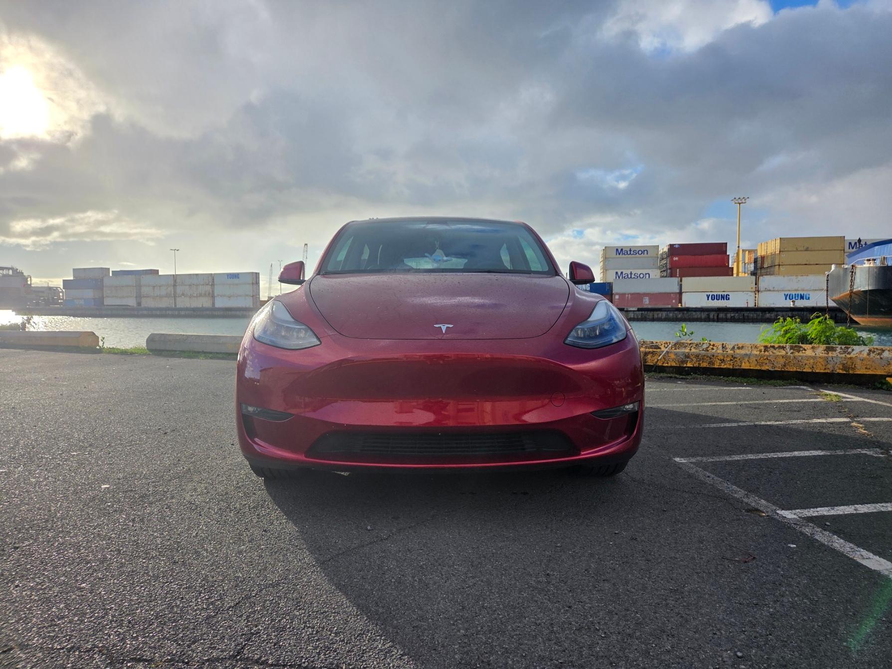 Tesla Model Y 2024 in Honolulu, HI