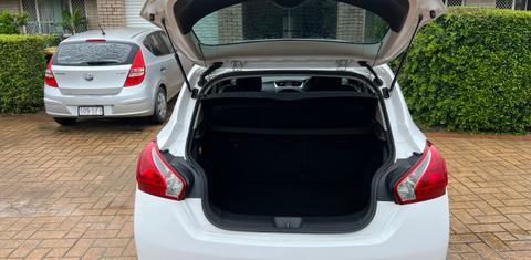 Nissan PULSAR 2015