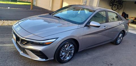 Hyundai Elantra 2024