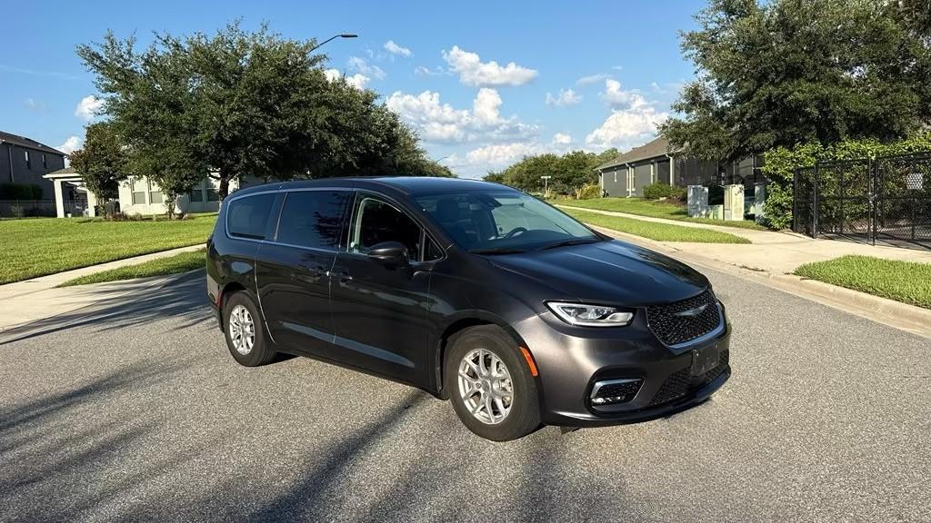 Chrysler Pacifica 2023 in Winter Garden, FL