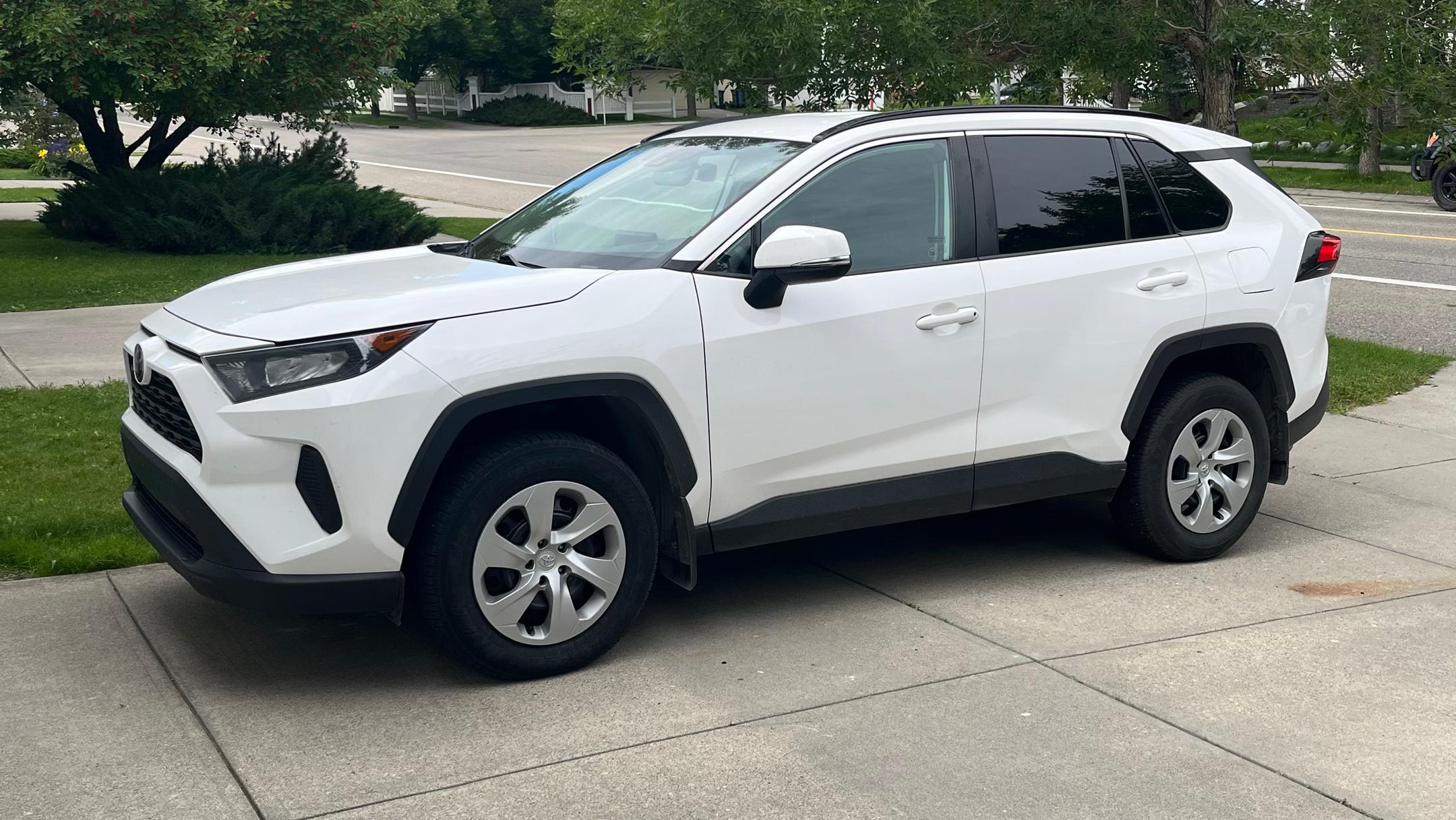 Toyota RAV4 2021 in Calgary, AB