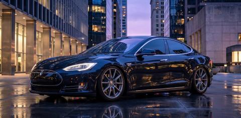 Tesla Model S 2013