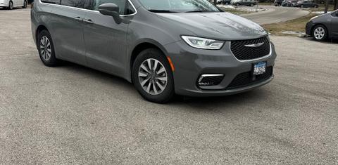 Chrysler Pacifica 2022