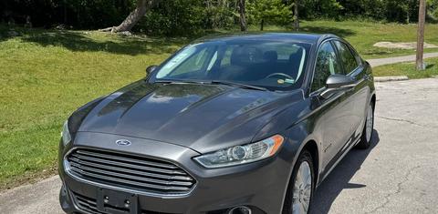 Ford Fusion Hybrid 2015