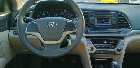 Hyundai Elantra 2017