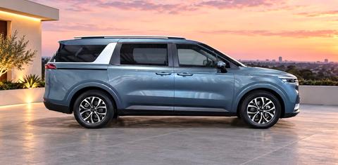 Kia CARNIVAL 2023