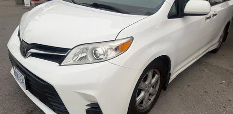 Toyota Sienna 2019