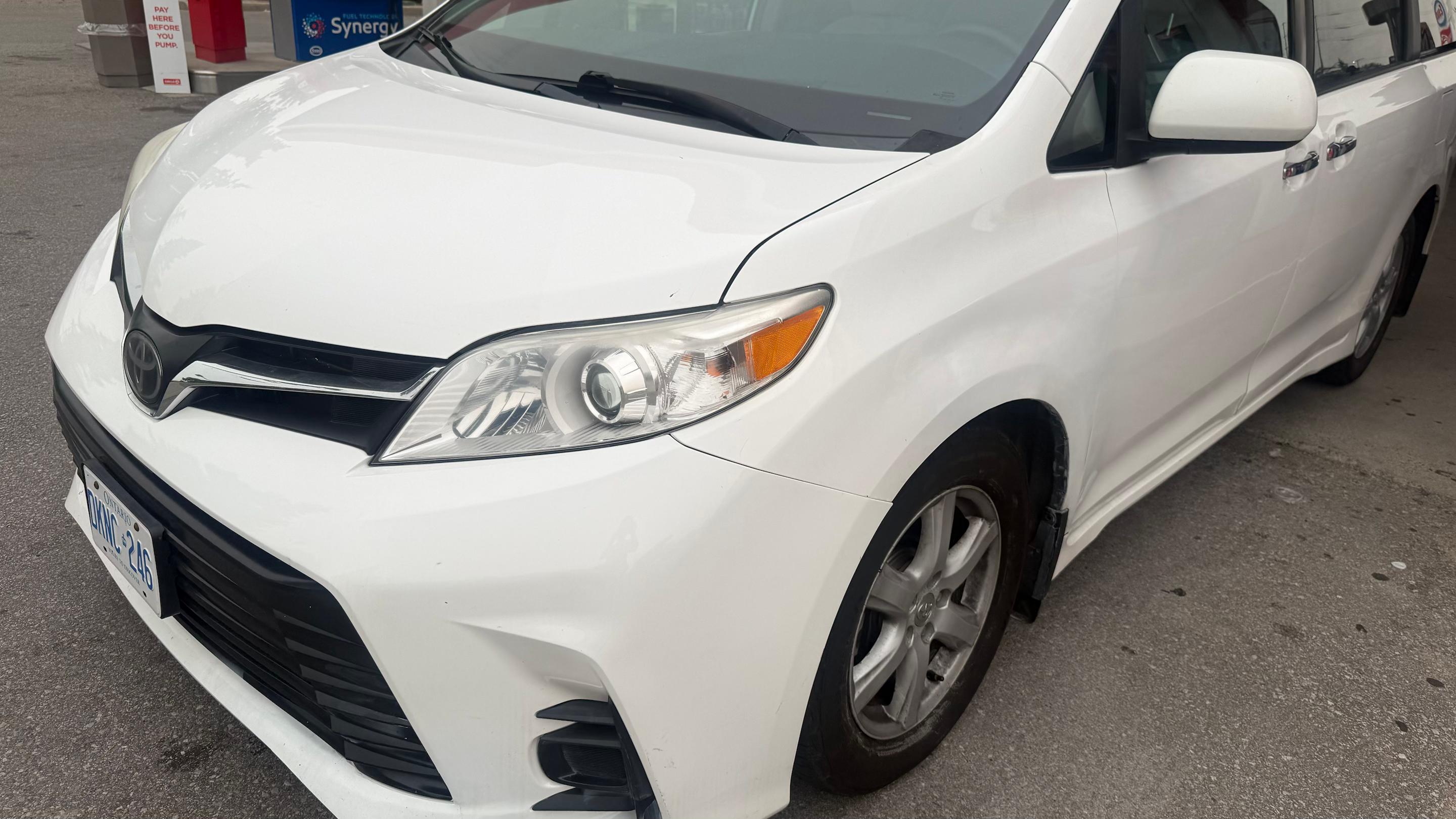 Toyota Sienna 2019 in Oakville, ON