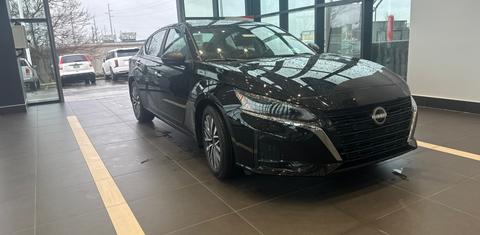 Nissan Altima 2023