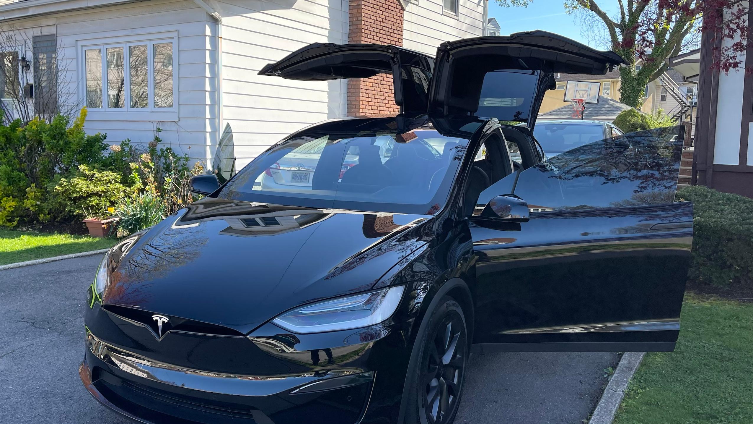 Tesla Model X 2022 in 