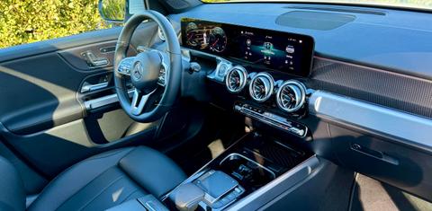 Mercedes-Benz GLB-Class 2023