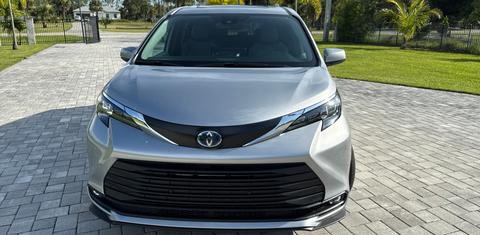 Toyota Sienna 2025
