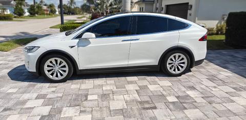 Tesla Model X 2020